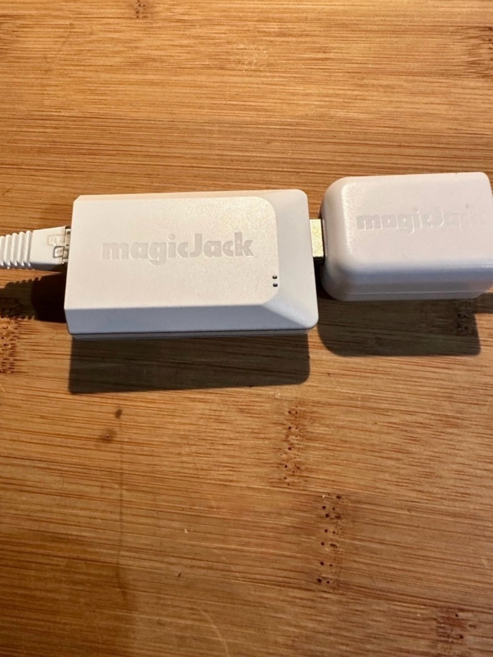 Magic White VoIP USB Adapter - Picture 2 of 7